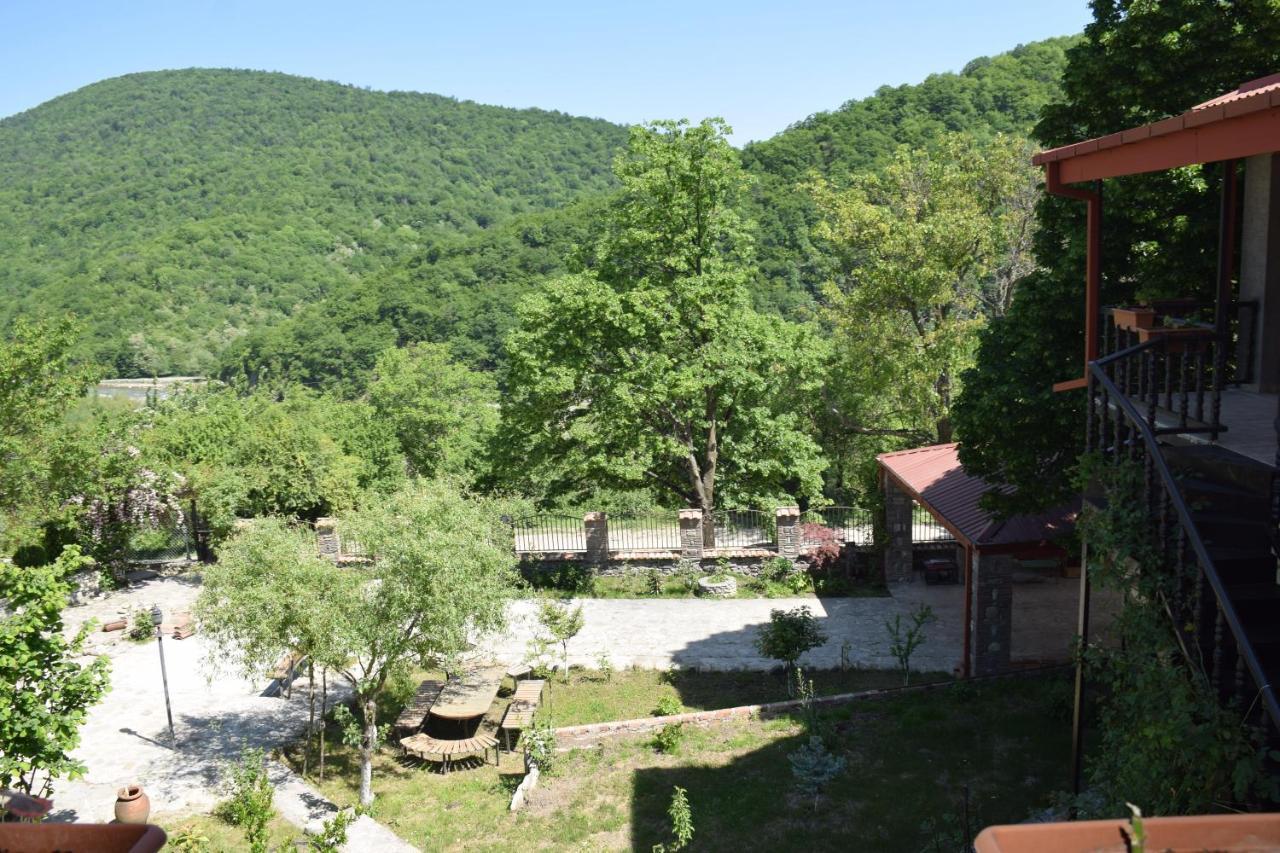 Guest House Ilto Akhmeta Exterior photo
