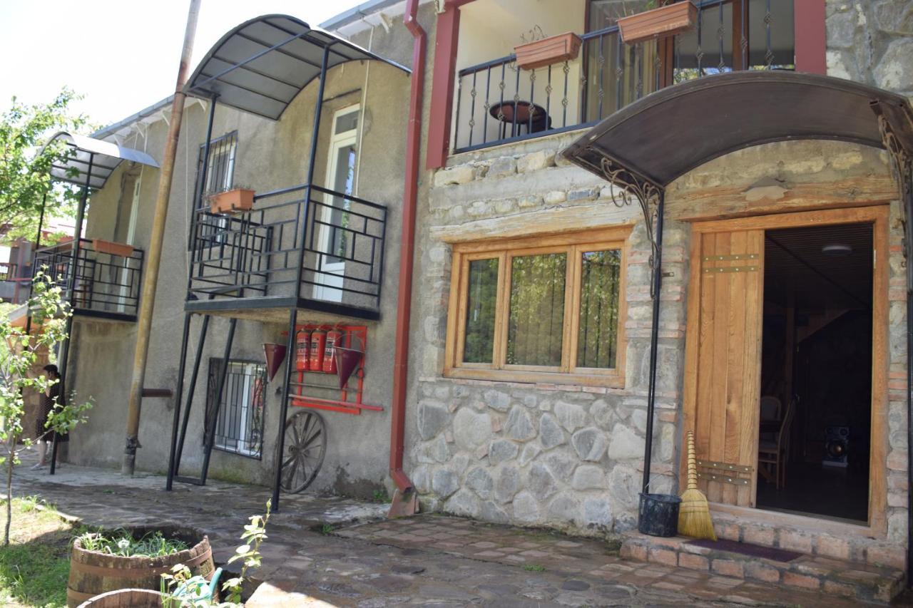Guest House Ilto Akhmeta Exterior photo