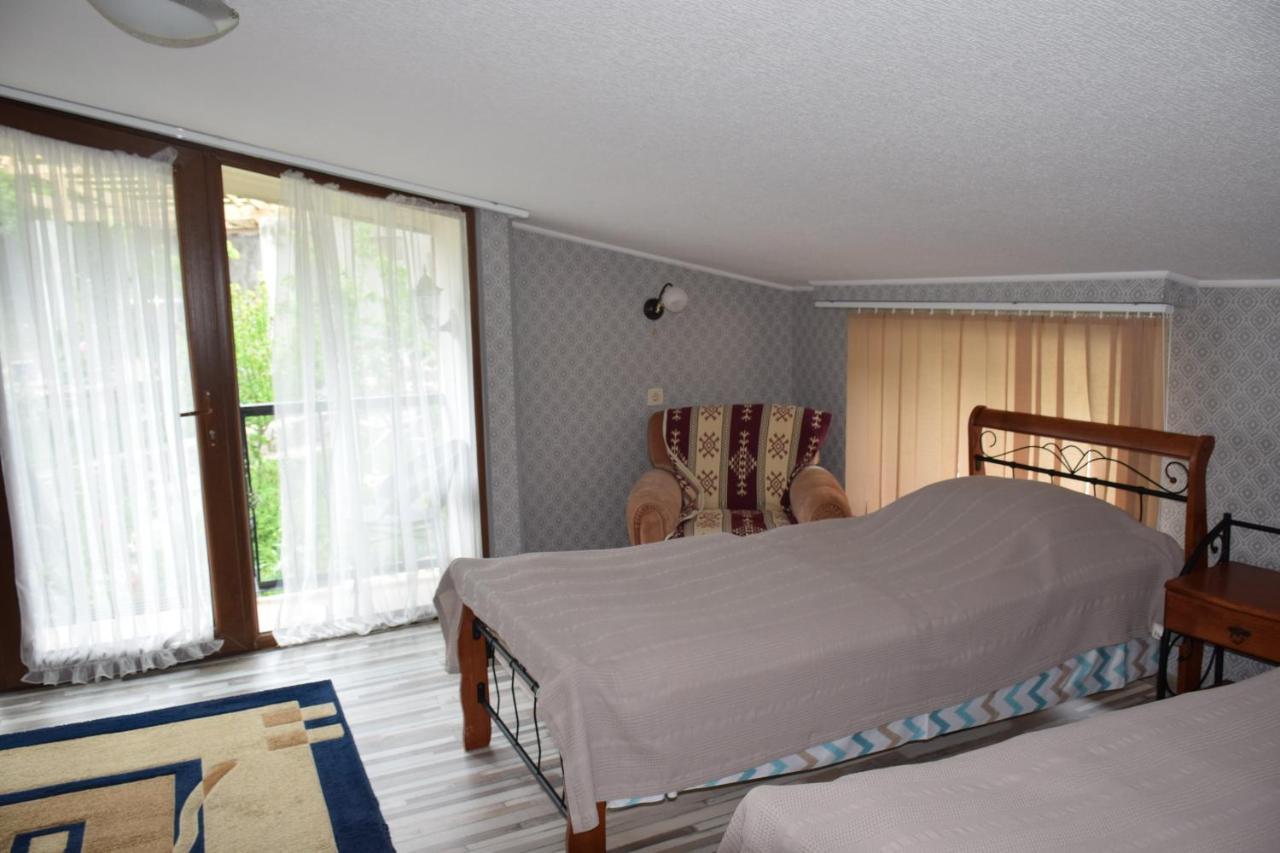 Guest House Ilto Akhmeta Exterior photo